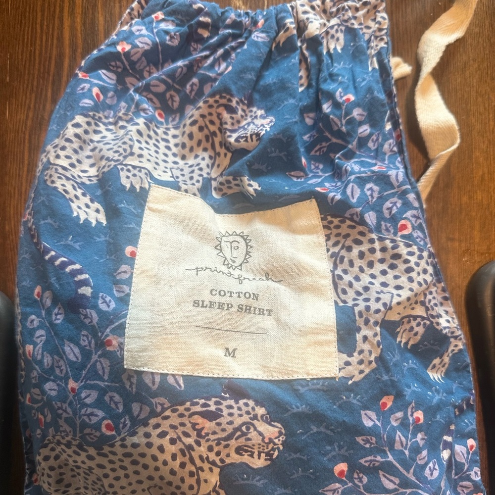 Printfresh Blue and White Leopard Sleep Shirt